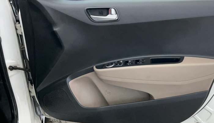 2016 Hyundai Grand i10 ASTA (O) 1.2 KAPPA VTVT, Petrol, Manual, 57,022 km, Driver Side Door Panels Control