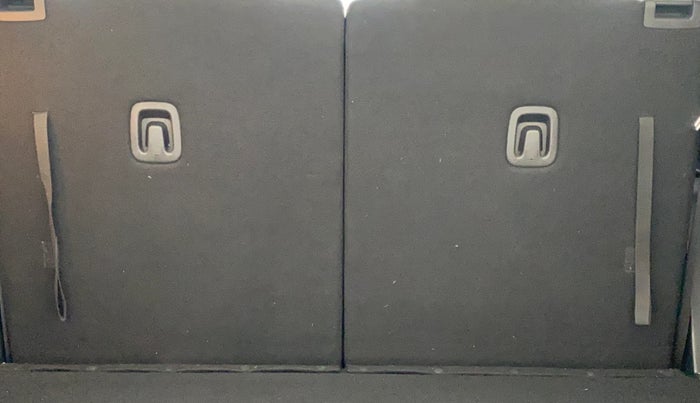 2023 KIA CARENS PRESTIGE PLUS 1.5 PETROL IMT 7 STR, Petrol, Manual, 18,039 km, Boot Inside