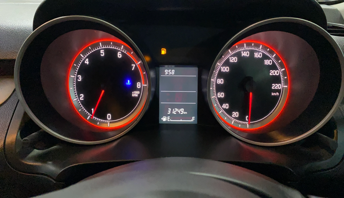 2019 Maruti Swift VXI, Petrol, Manual, 31,242 km, Odometer Image