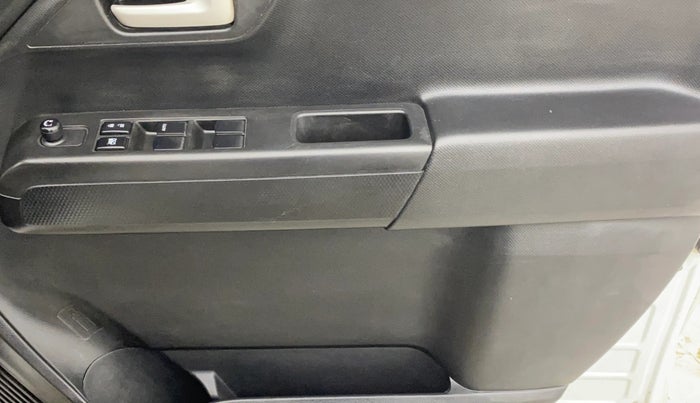 2021 Maruti New Wagon-R VXI 1.0, Petrol, Manual, 40,105 km, Driver Side Door Panels Control