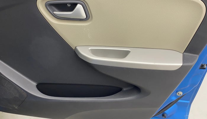 2017 Maruti Alto K10 VXI, Petrol, Manual, 14,913 km, Driver Side Door Panels Control