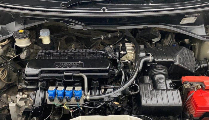2013 Honda Amaze 1.2L I-VTEC S, CNG, Manual, 1,44,183 km, Engine View
