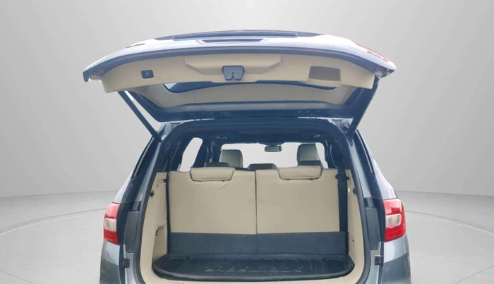 2018 Ford Endeavour TITANIUM 3.2 4X4 AT, Diesel, Automatic, 1,13,091 km, Boot Door Open