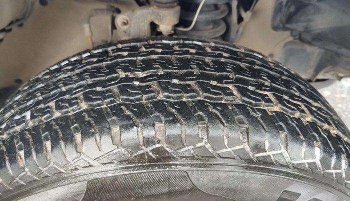 2018 Ford Endeavour TITANIUM 3.2 4X4 AT, Diesel, Automatic, 1,13,091 km, Right Rear Tyre Tread