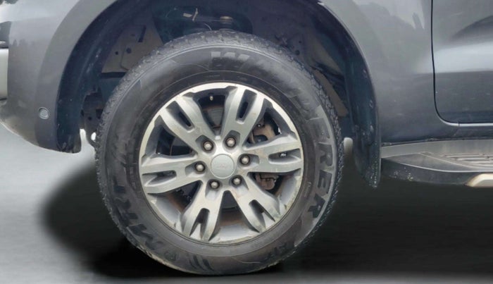 2018 Ford Endeavour TITANIUM 3.2 4X4 AT, Diesel, Automatic, 1,13,091 km, Left Front Wheel