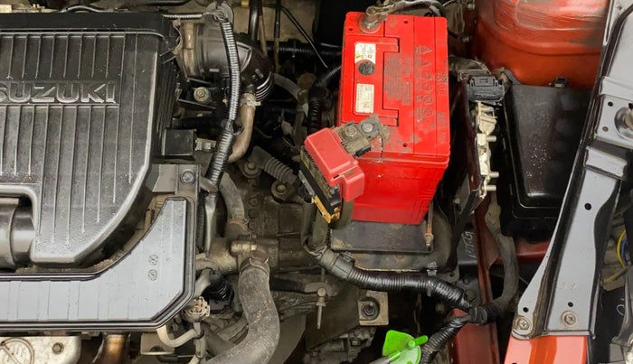 2014 Maruti Swift VXI, Petrol, Manual, 1,44,858 km, Engine View - Left