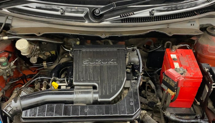 2014 Maruti Swift VXI, Petrol, Manual, 1,44,858 km, Engine View