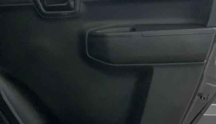 2020 Maruti S PRESSO VXI+, Petrol, Manual, 34,505 km, Driver Side Door Panels Control