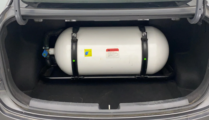 2023 Hyundai AURA SX 1.2 CNG, CNG, Manual, 29,240 km, Boot Inside