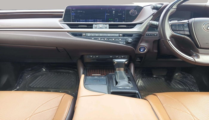 2020 Lexus ES 300h Exquisite, Hybrid, Automatic, 43,339 km, Air Conditioner