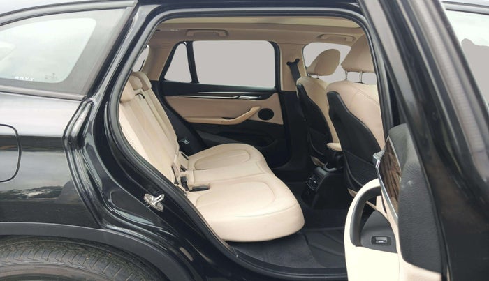 2021 BMW X1 sDrive20i xLine, Petrol, Automatic, 10,391 km, Right Side Rear Door Cabin