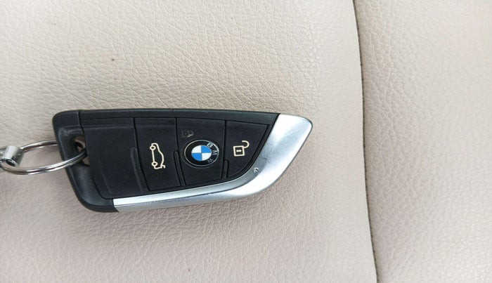 2021 BMW X1 sDrive20i xLine, Petrol, Automatic, 10,391 km, Key Close Up