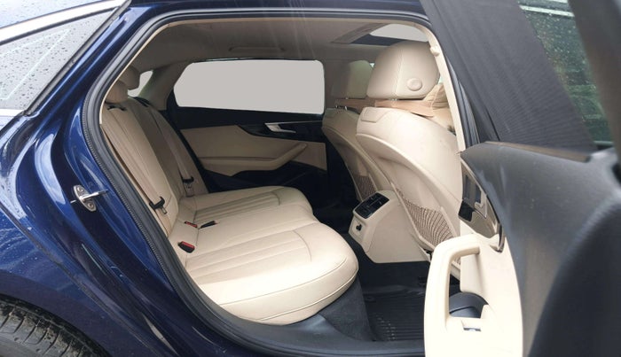 2023 Audi A4 40 TFSI Technology, Petrol, Automatic, 18,101 km, Right Side Rear Door Cabin