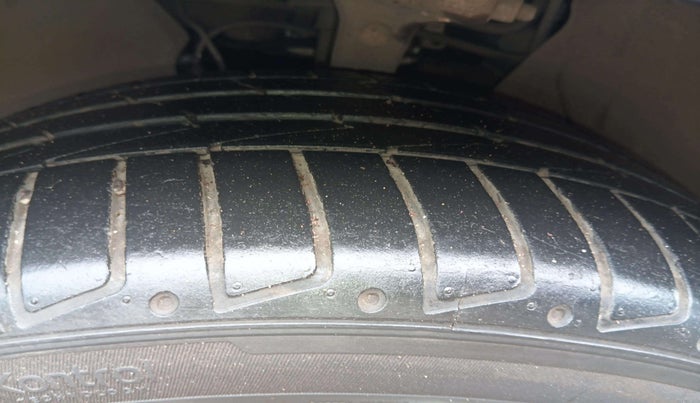 2023 Audi A4 40 TFSI Technology, Petrol, Automatic, 18,101 km, Left Front Tyre Tread