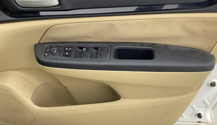 2018 Honda Amaze 1.2L I-VTEC VX, Petrol, Manual, 58,760 km, Driver Side Door Panels Control