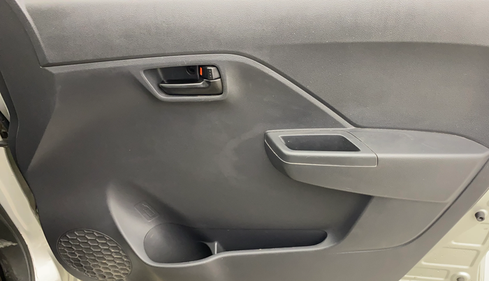 2023 Maruti Alto K10 VXI, Petrol, Manual, 28,199 km, Driver Side Door Panels Control