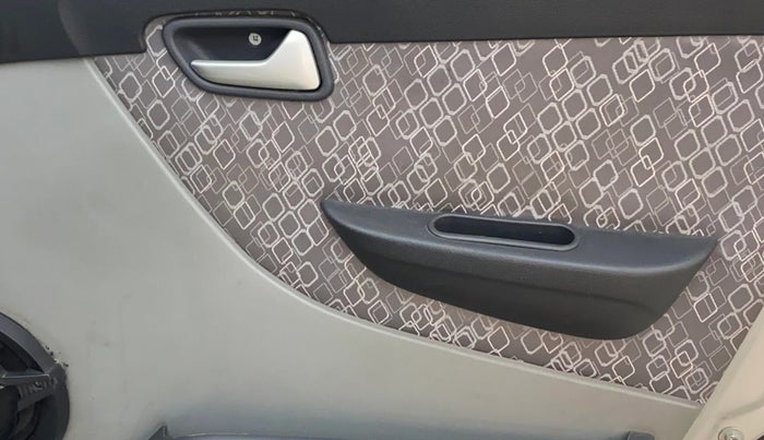 2017 Maruti Alto 800 LXI, Petrol, Manual, 83,670 km, Driver Side Door Panels Control