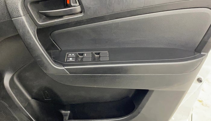 2021 Maruti Vitara Brezza LXI, Petrol, Manual, 28,215 km, Driver Side Door Panels Control