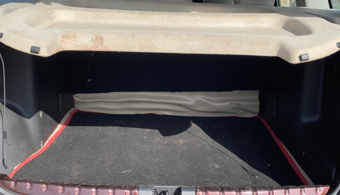 2019 Renault Duster RXS OPT CVT, Petrol, Automatic, 58,769 km, Boot Inside