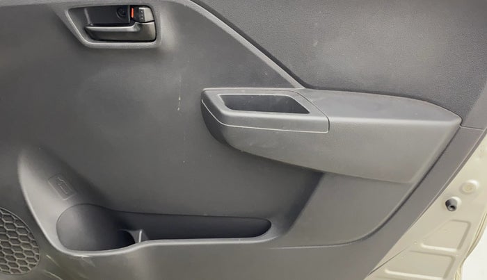 2023 Maruti Alto K10 VXI, Petrol, Manual, 21,033 km, Driver Side Door Panels Control