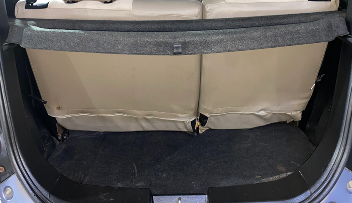 2017 Maruti Wagon R 1.0 VXI, Petrol, Manual, 30,144 km, Boot Inside