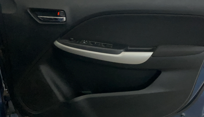 2016 Maruti Baleno DELTA PETROL 1.2, Petrol, Manual, 47,901 km, Driver Side Door Panels Control