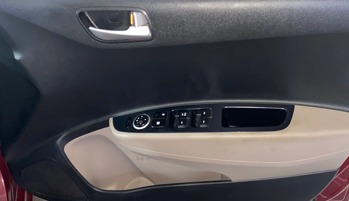 2016 Hyundai Grand i10 SPORTZ 1.2 KAPPA VTVT, Petrol, Manual, 34,118 km, Driver Side Door Panels Control