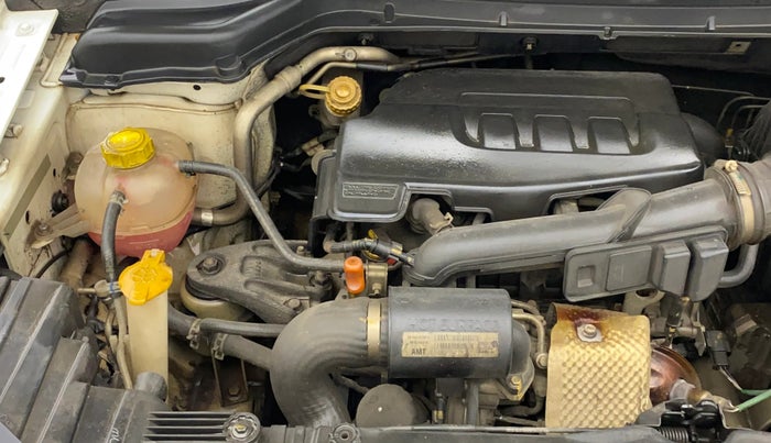 2021 Mahindra XUV300 W8 (O) 1.2 PETROL AMT, Petrol, Automatic, 48,959 km, Engine View - Right