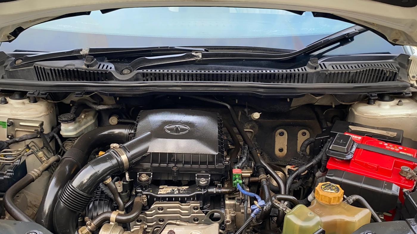 2018 Tata NEXON XZ PLUS PETROL DUAL TONE, Petrol, Manual, 86,988 km, Engine View