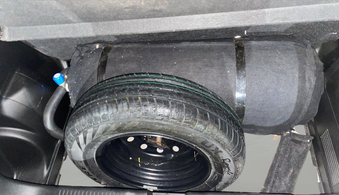 2021 Maruti Swift VXI, CNG, Manual, 32,199 km, Boot Inside