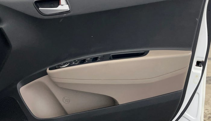 2019 Hyundai Grand i10 SPORTZ 1.2 KAPPA VTVT, Petrol, Manual, 87,817 km, Driver Side Door Panels Control