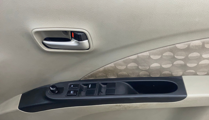 2014 Maruti Celerio ZXI, Petrol, Manual, 77,885 km, Driver Side Door Panels Control