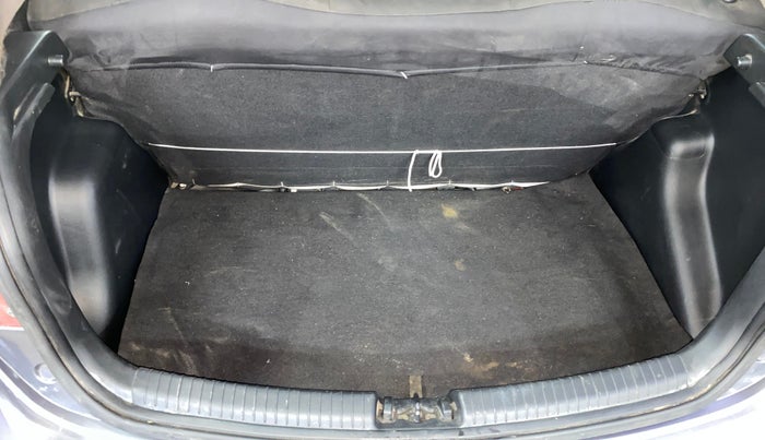 2016 Hyundai Grand i10 SPORTZ 1.2 KAPPA VTVT, Petrol, Manual, 36,185 km, Boot Inside