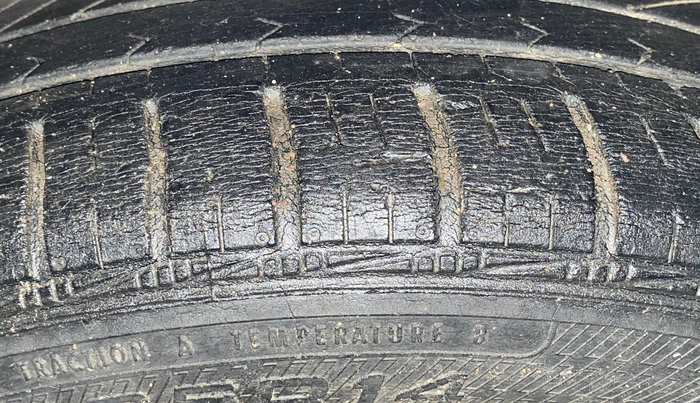 2016 Hyundai Grand i10 SPORTZ 1.2 KAPPA VTVT, Petrol, Manual, 36,185 km, Right Front Tyre Tread