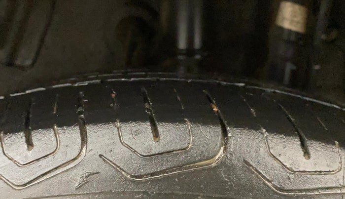 2023 Tata NEXON CREATIVE+ AMT 1.2 PETROL, Petrol, Automatic, 22,515 km, Left Rear Tyre Tread