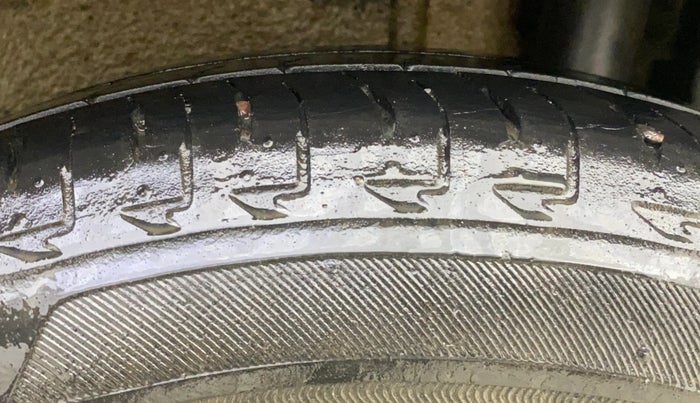 2017 Maruti IGNIS ZETA 1.2 AMT, Petrol, Automatic, 21,478 km, Left Rear Tyre Tread