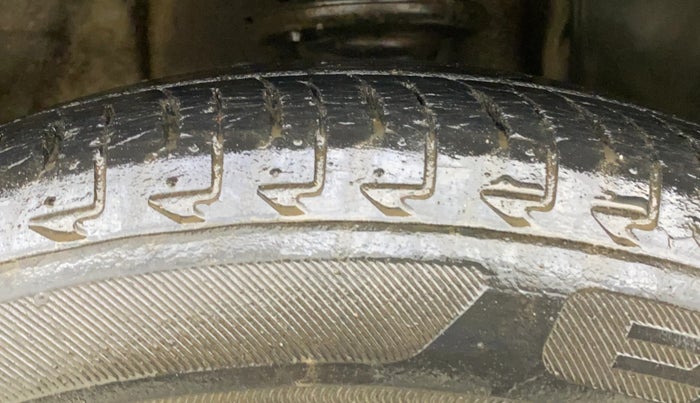 2017 Maruti IGNIS ZETA 1.2 AMT, Petrol, Automatic, 21,478 km, Right Front Tyre Tread