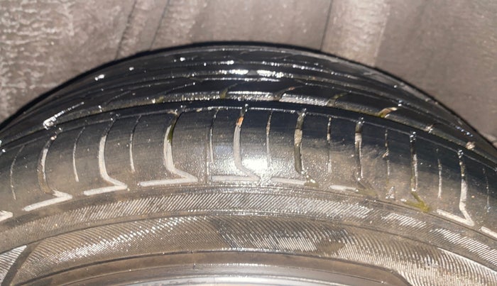 2016 Honda Jazz 1.2L I-VTEC SV, Petrol, Manual, 74,965 km, Left Rear Tyre Tread