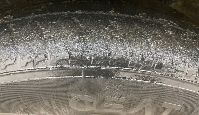 2023 Renault Kiger RXZ AMT, Petrol, Automatic, 24,498 km, Left Front Tyre Tread