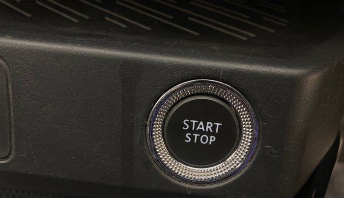 2023 Renault Kiger RXZ AMT, Petrol, Automatic, 24,498 km, Keyless Start/ Stop Button