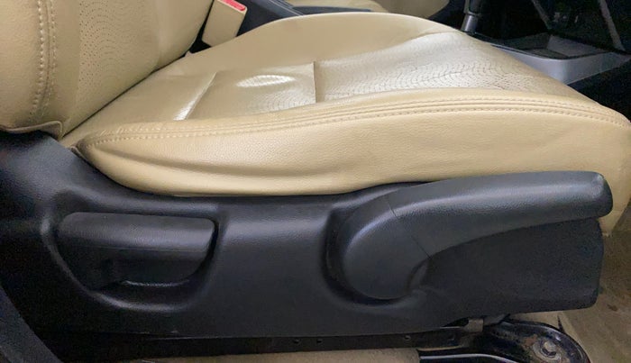 2015 Honda City 1.5L I-VTEC VX CVT, Petrol, Automatic, 1,37,136 km, Driver Side Adjustment Panel