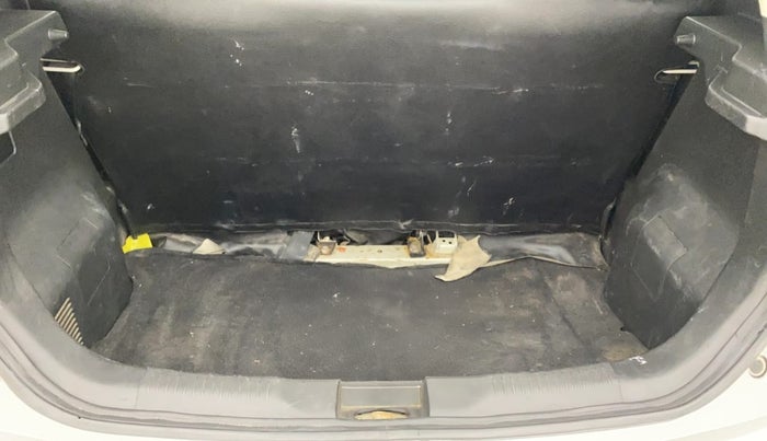 2018 Maruti IGNIS SIGMA 1.2, Petrol, Manual, 69,993 km, Boot Inside