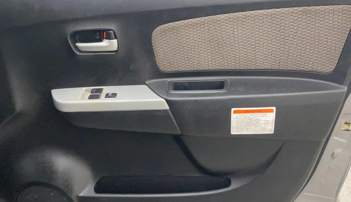 2018 Maruti Wagon R 1.0 LXI CNG (O), CNG, Manual, 74,016 km, Driver Side Door Panels Control