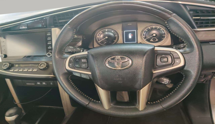 2021 Toyota Innova Crysta 2.4 ZX AT 7 STR, Diesel, Automatic, 55,802 km, Steering Wheel Close Up