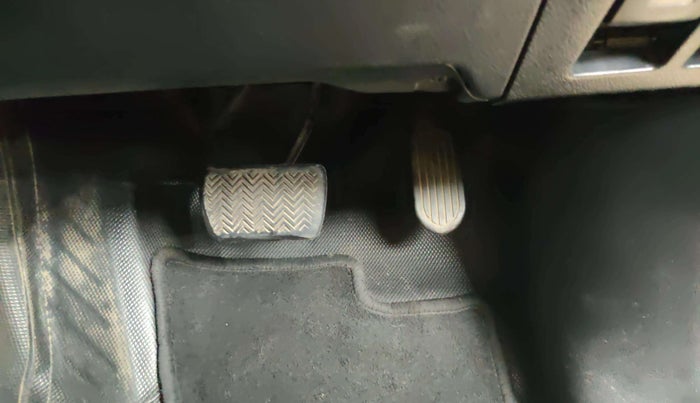 2021 Toyota Innova Crysta 2.4 ZX AT 7 STR, Diesel, Automatic, 55,802 km, Pedals