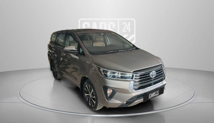 2021 Toyota Innova Crysta 2.4 ZX AT 7 STR, Diesel, Automatic, 55,802 km, Right Front Diagonal