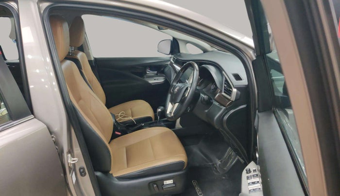 2021 Toyota Innova Crysta 2.4 ZX AT 7 STR, Diesel, Automatic, 55,802 km, Right Side Front Door Cabin