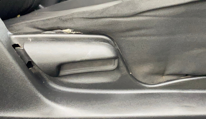 2013 Maruti Swift VXI, Petrol, Manual, 95,023 km, Driver Side Adjustment Panel