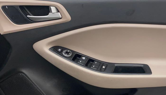 2019 Hyundai Elite i20 SPORTZ PLUS  1.2 CVT, Petrol, Automatic, 91,121 km, Driver Side Door Panels Control