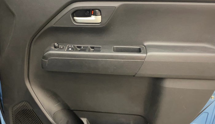 2020 Maruti New Wagon-R ZXI 1.2, Petrol, Manual, 15,130 km, Driver Side Door Panels Control